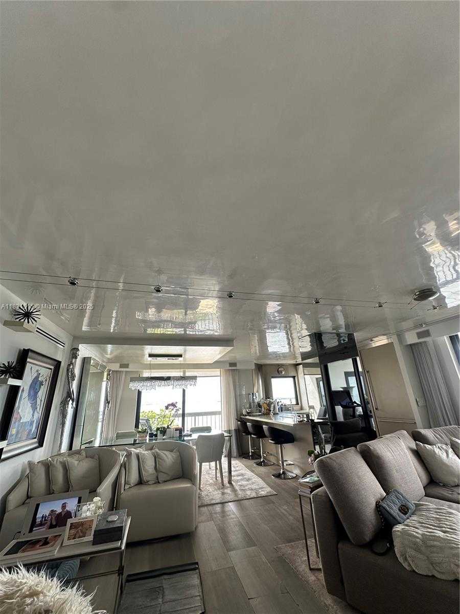 Small Image of 2333 BRICKELL AVE #901, Miami Number 56