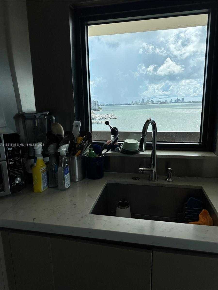 Small Image of 2333 BRICKELL AVE #901, Miami Number 57