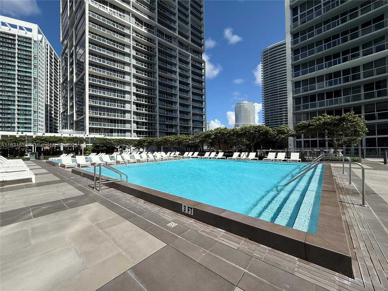 Small Image of 495 BRICKELL AVE #5106 (remodeled), Miami Number 23