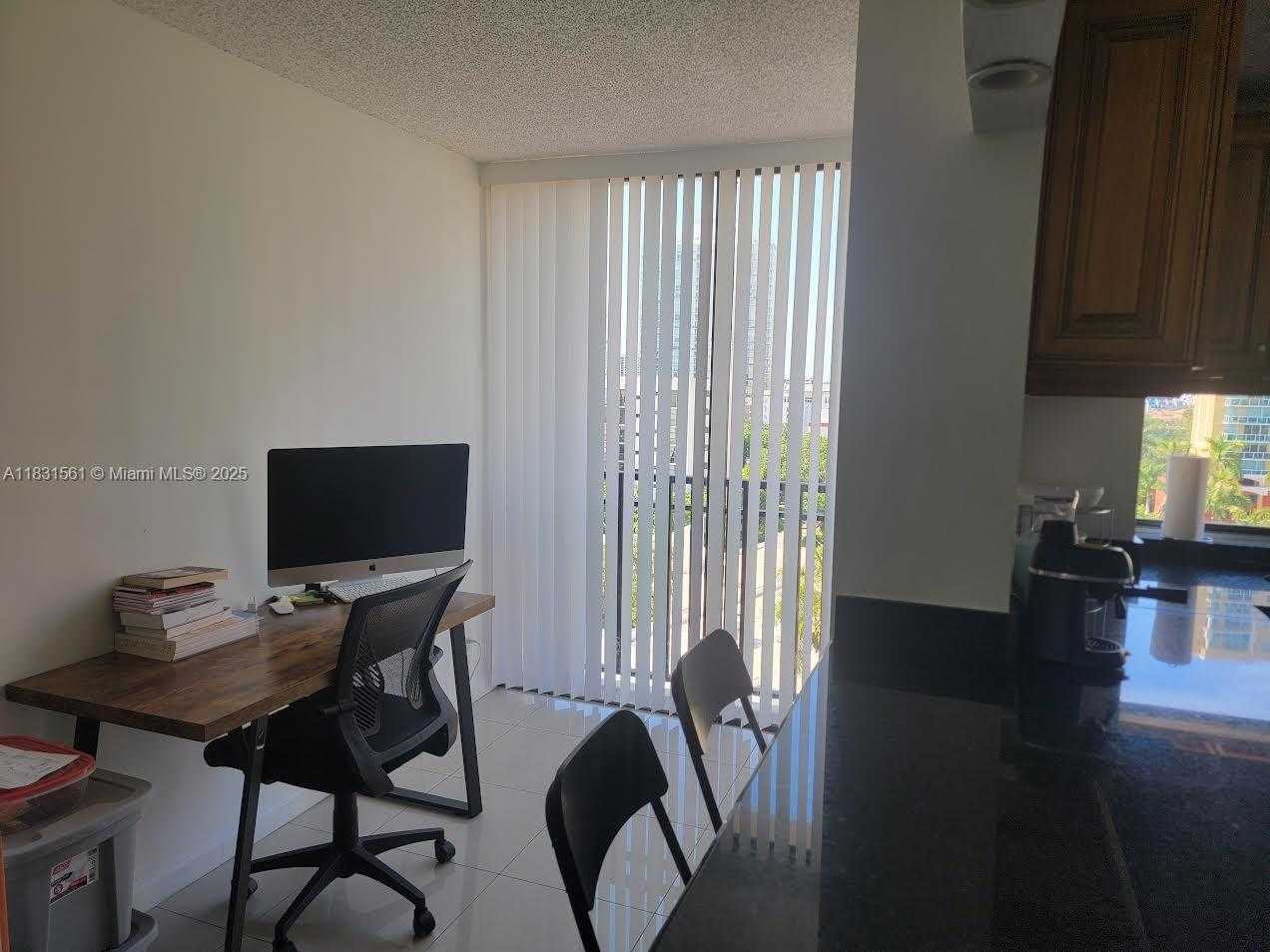 Small Image of 17021 NORTH BAY RD #1015, Sunny Isles Beach Number 7
