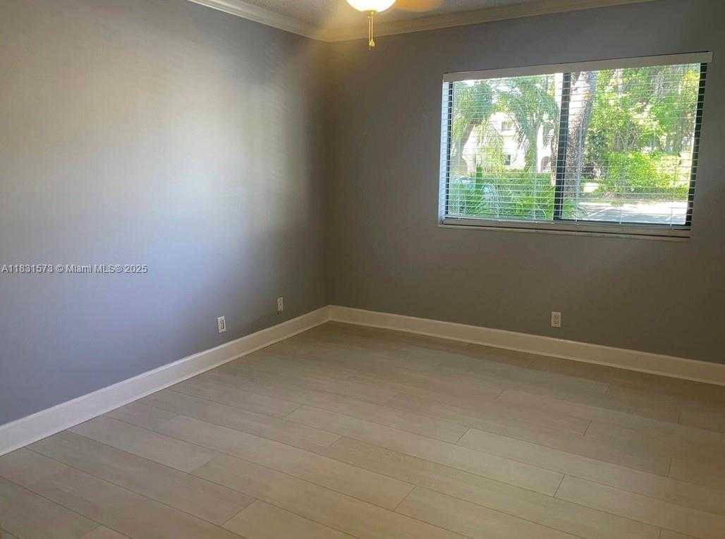 Small Image of 6314 WEST LONGBOAT LN W #104, Boca Raton Number 12