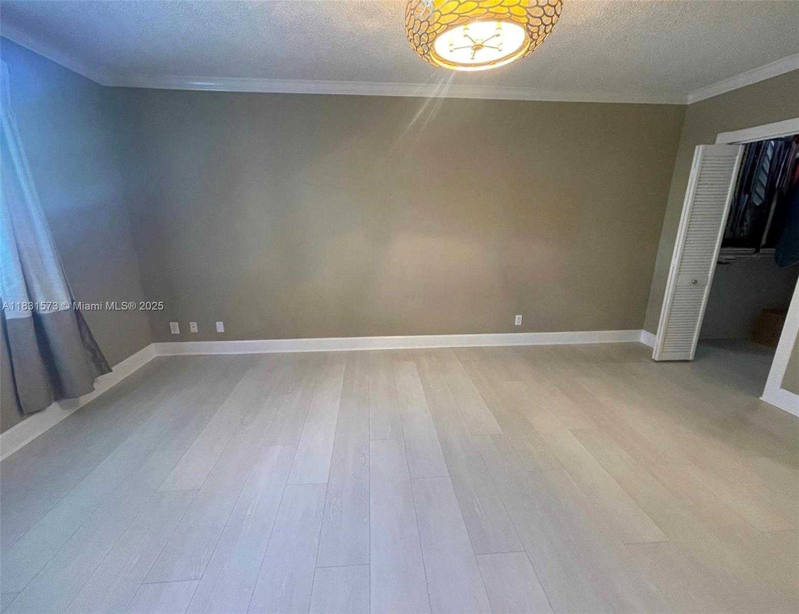 Small Image of 6314 WEST LONGBOAT LN W #104, Boca Raton Number 13