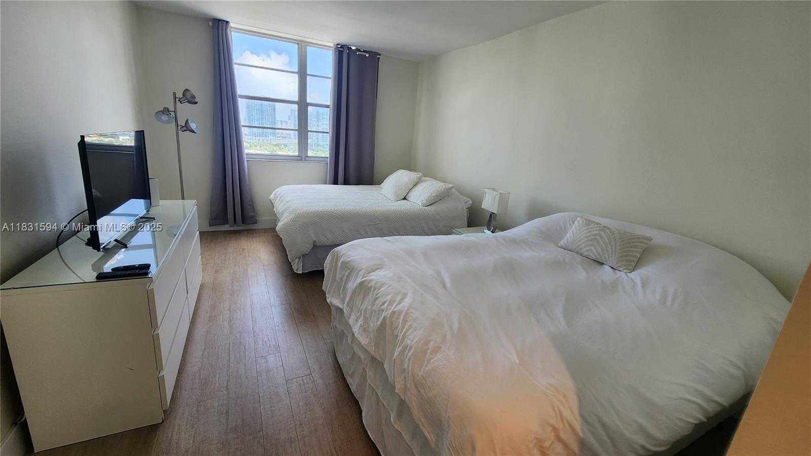 Small Image of 500 BAYVIEW DR #1725, Sunny Isles Beach Number 22