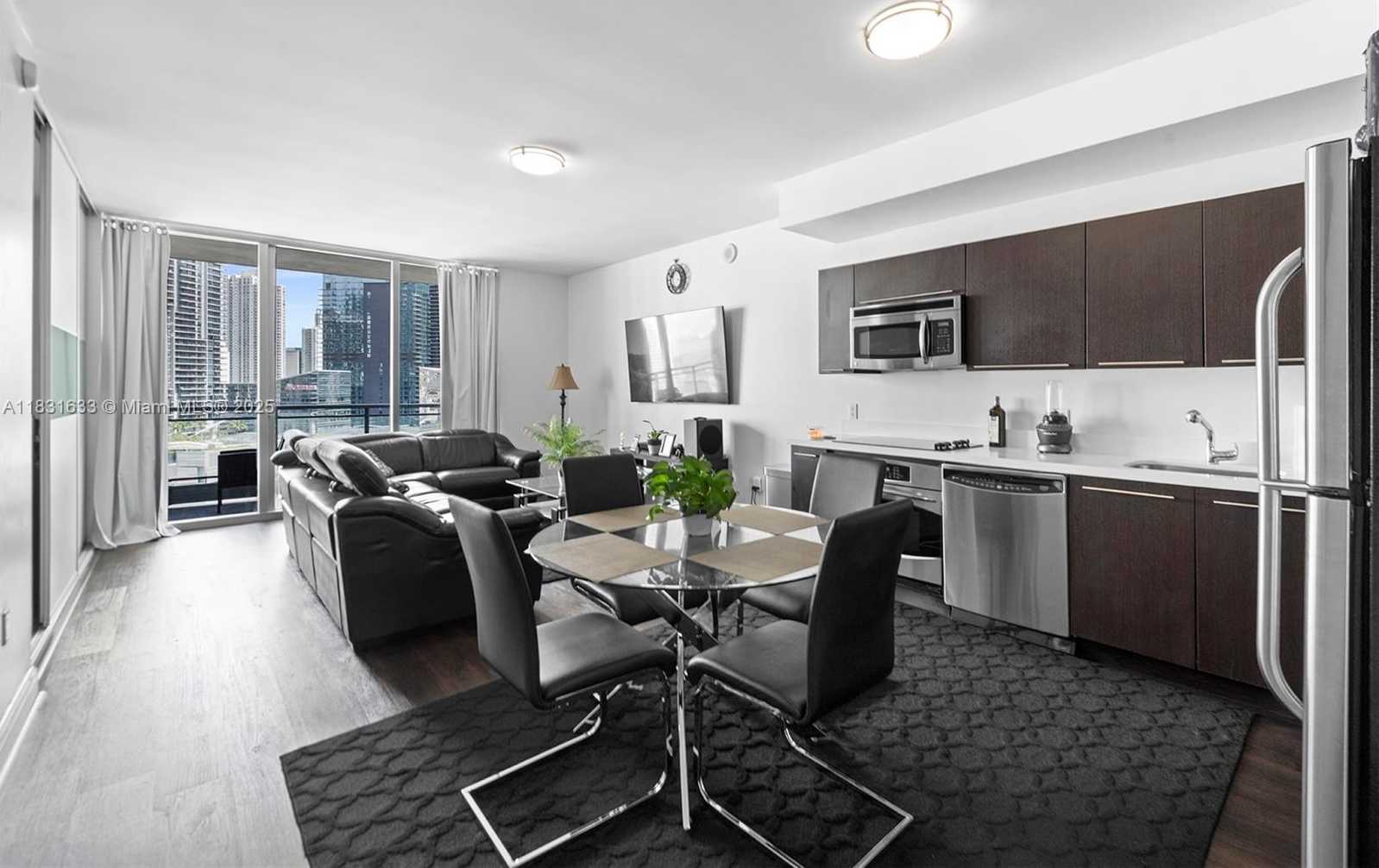 Small Image of 90 SOUTH WEST 3RD ST #2214, Miami Number 12