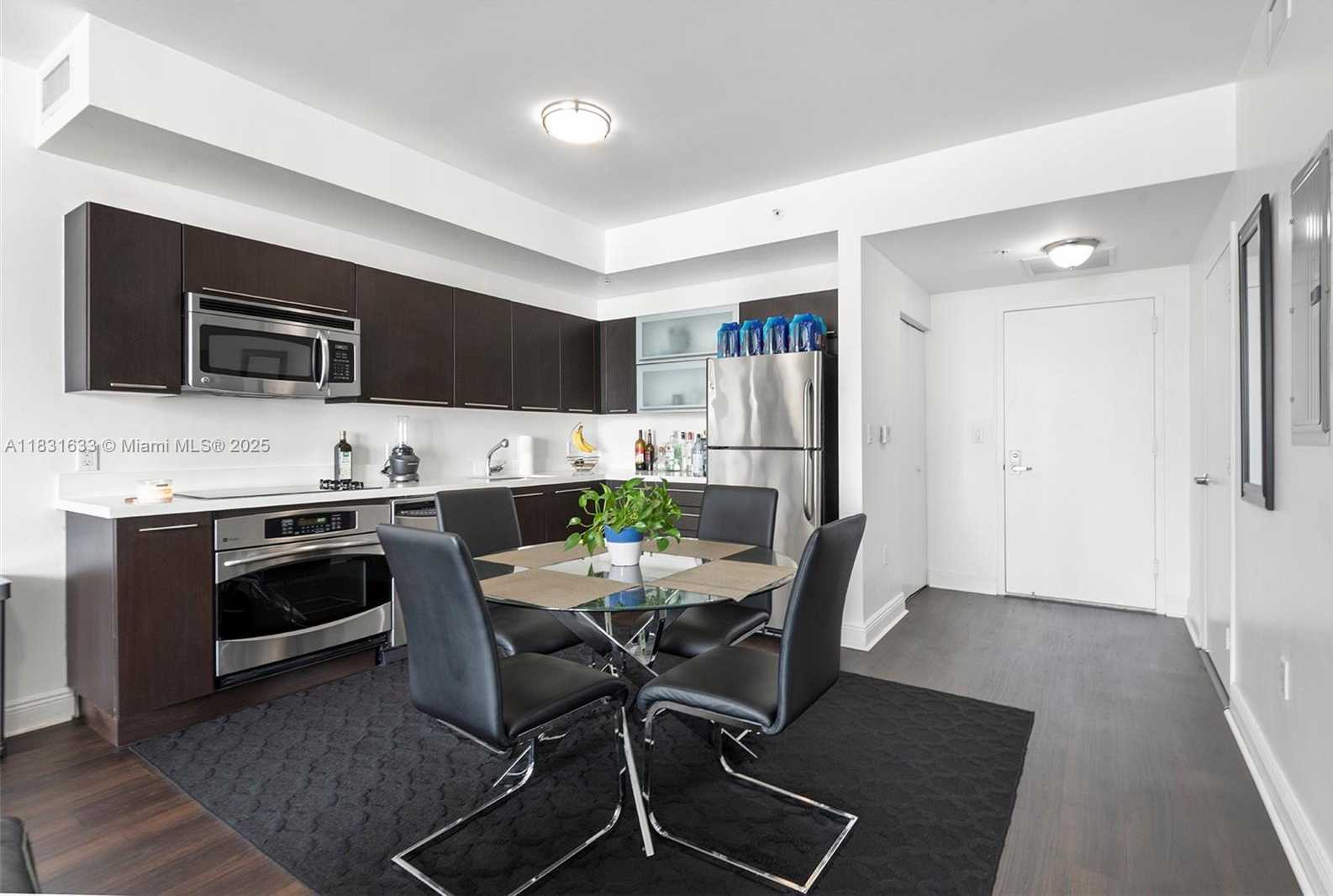 Small Image of 90 SOUTH WEST 3RD ST #2214, Miami Number 13