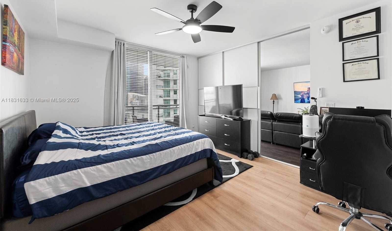 Small Image of 90 SOUTH WEST 3RD ST #2214, Miami Number 14