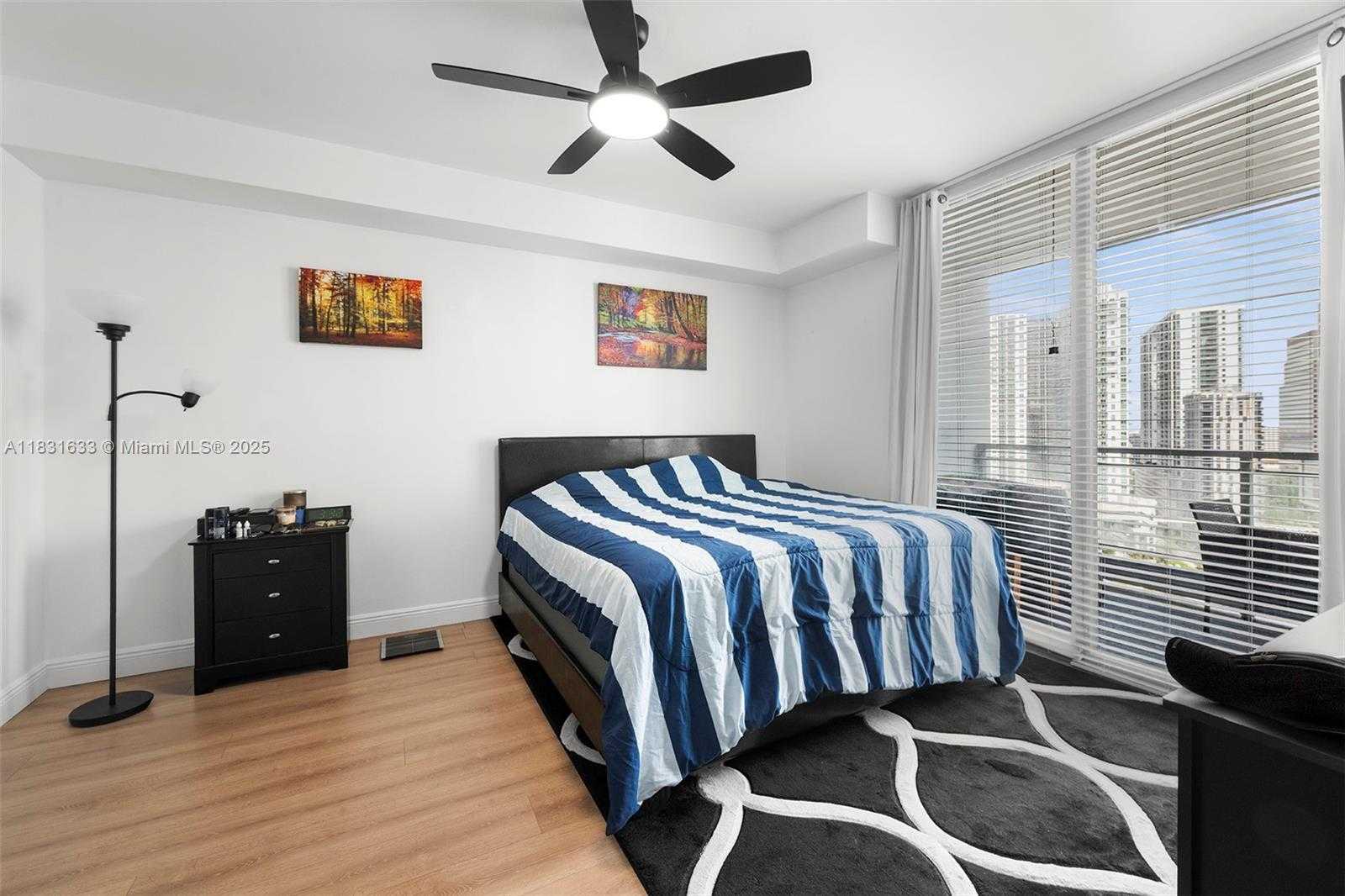 Small Image of 90 SOUTH WEST 3RD ST #2214, Miami Number 16