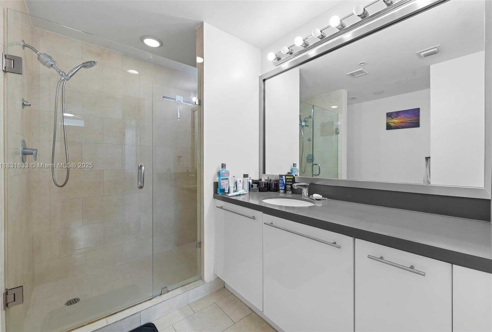 Small Image of 90 SOUTH WEST 3RD ST #2214, Miami Number 18
