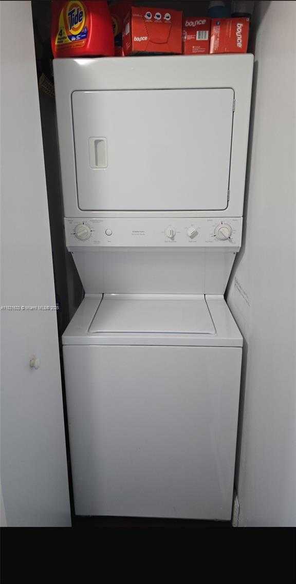Small Image of 90 SOUTH WEST 3RD ST #2214, Miami Number 8