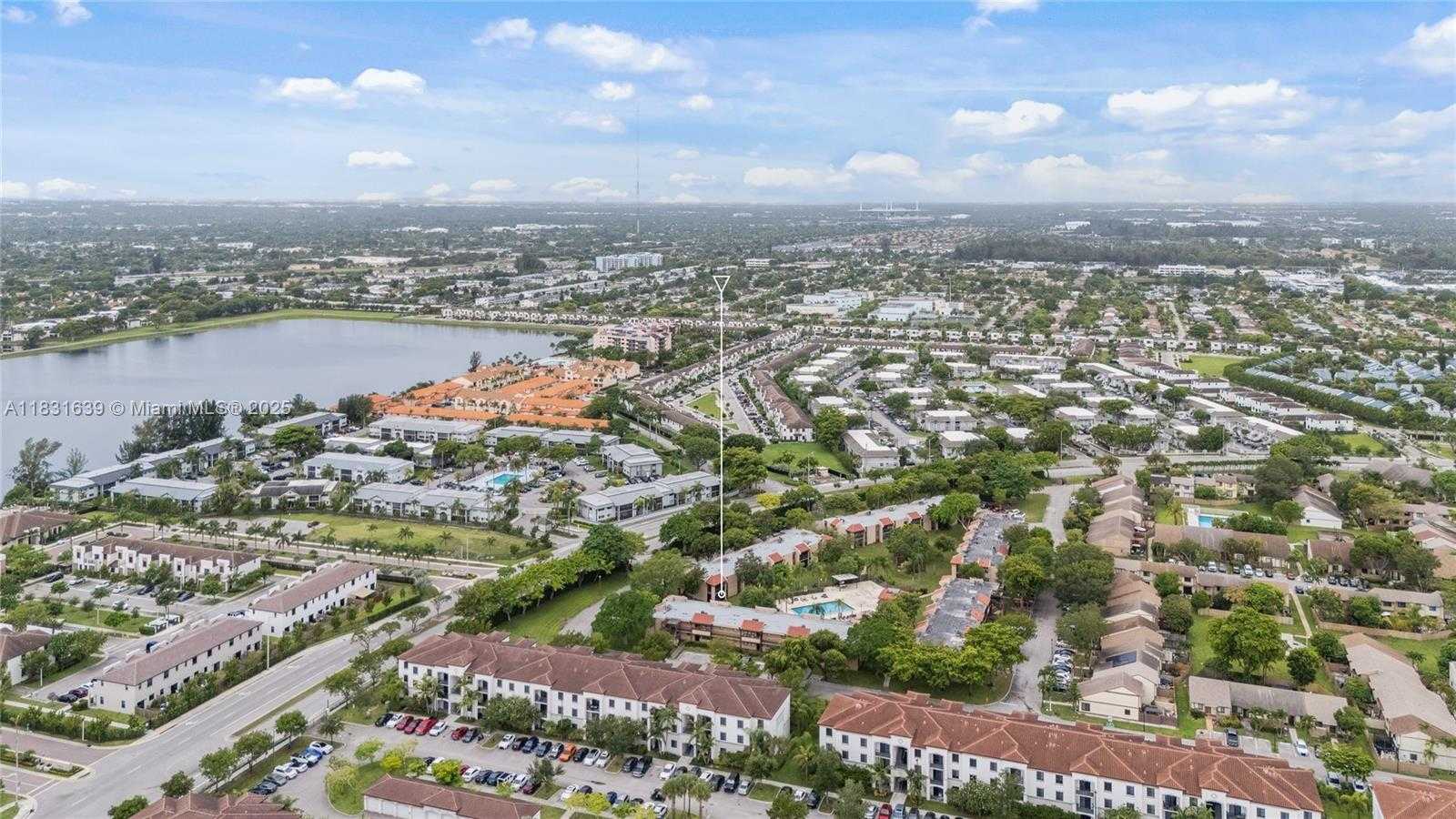 Small Image of 20801 SAN SIMEON WAY #105, Miami Number 39