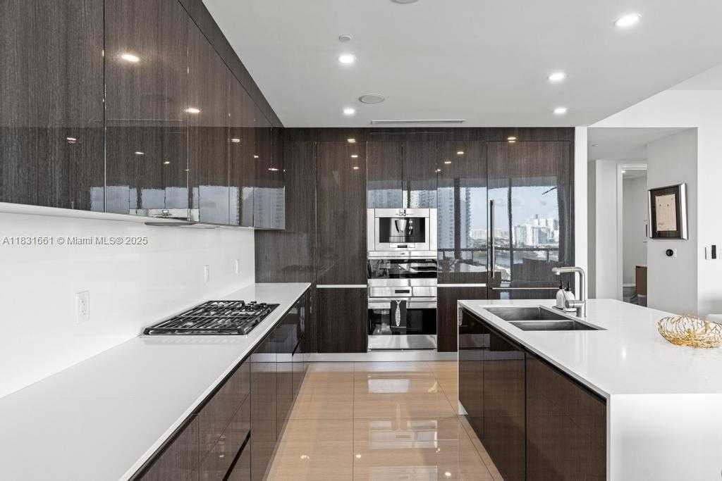 Small Image of 3250 NORTH EAST 188TH ST #904, Aventura Number 18