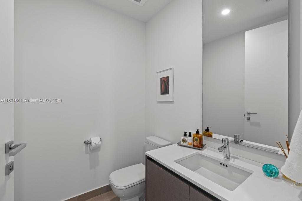 Small Image of 3250 NORTH EAST 188TH ST #904, Aventura Number 26