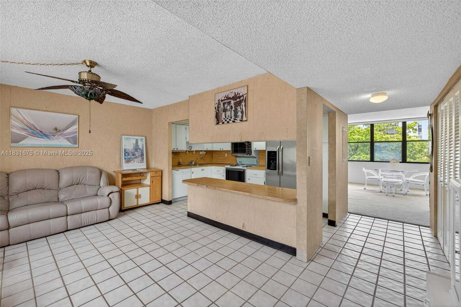 Small Image of 20381 NORTH EAST 30TH AVE #410-7, Aventura Number 11