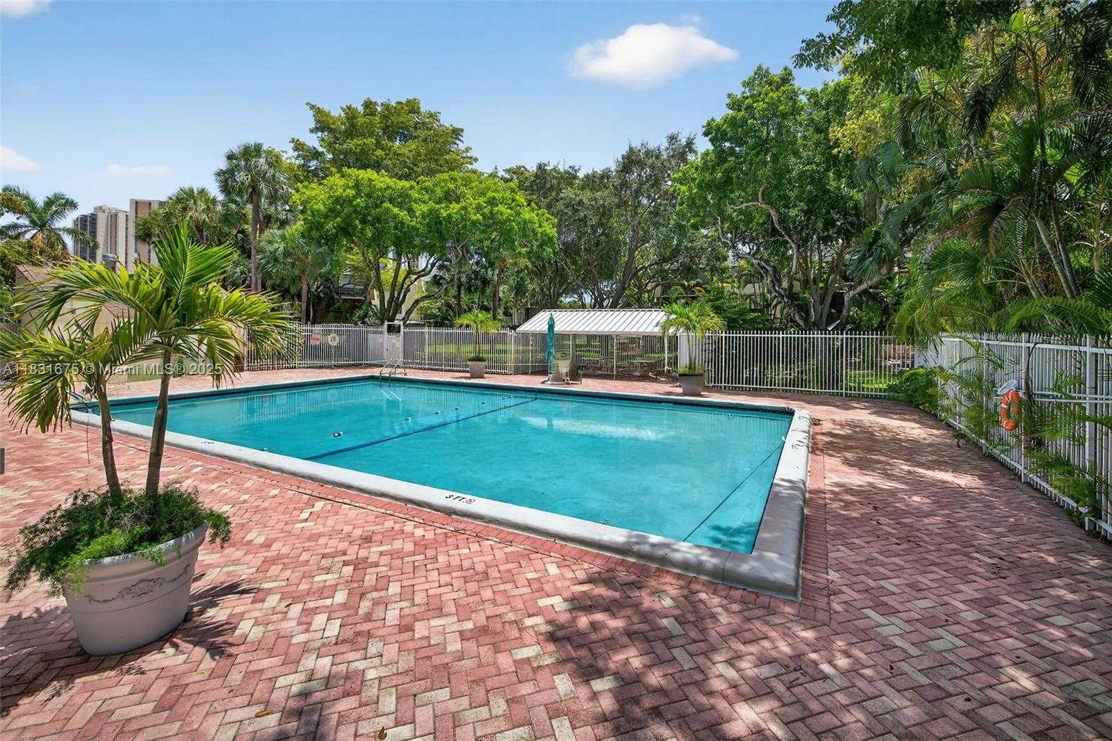 Small Image of 20381 NORTH EAST 30TH AVE #410-7, Aventura Number 37