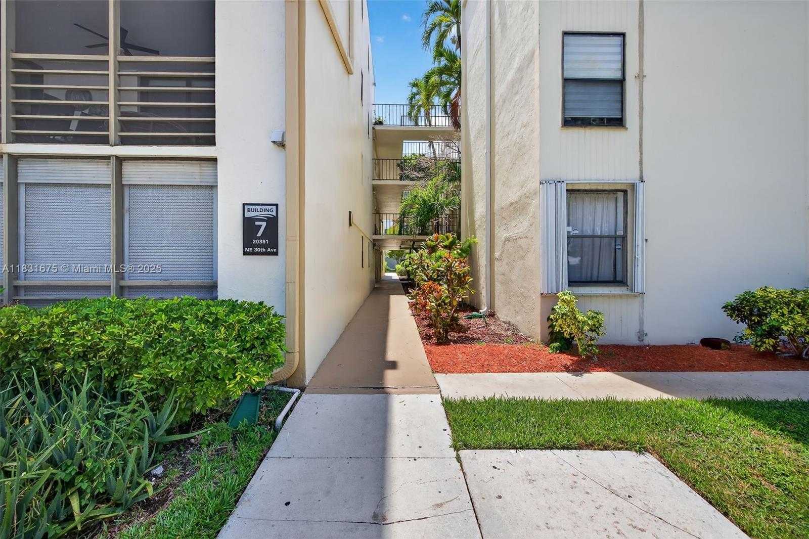 Small Image of 20381 NORTH EAST 30TH AVE #410-7, Aventura Number 4