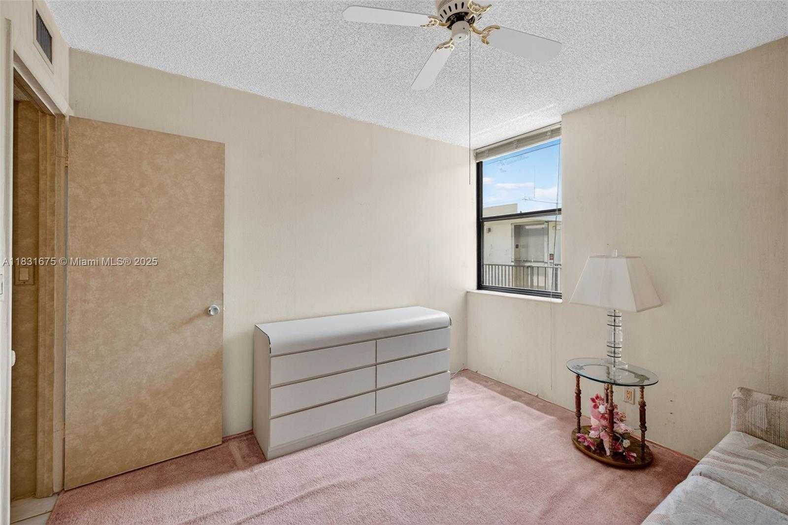 Small Image of 20381 NORTH EAST 30TH AVE #410-7, Aventura Number 41