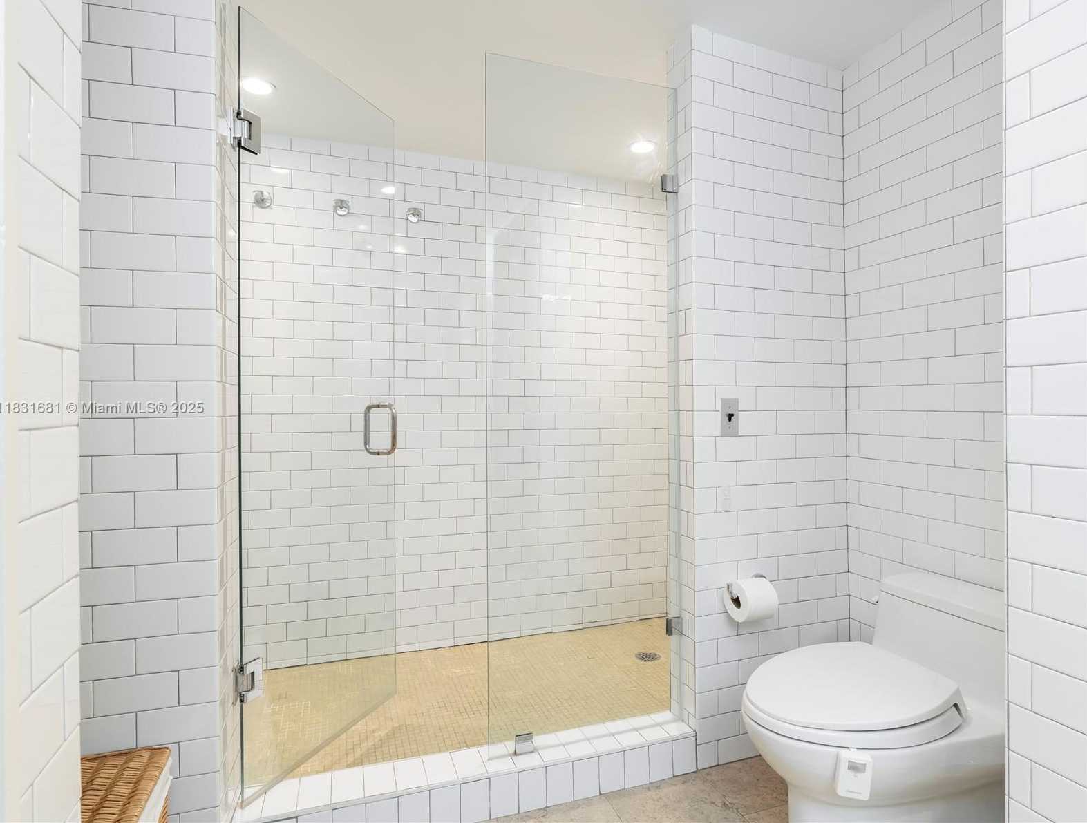 Small Image of 101 CRANDON BLVD #178, Key Biscayne Number 10