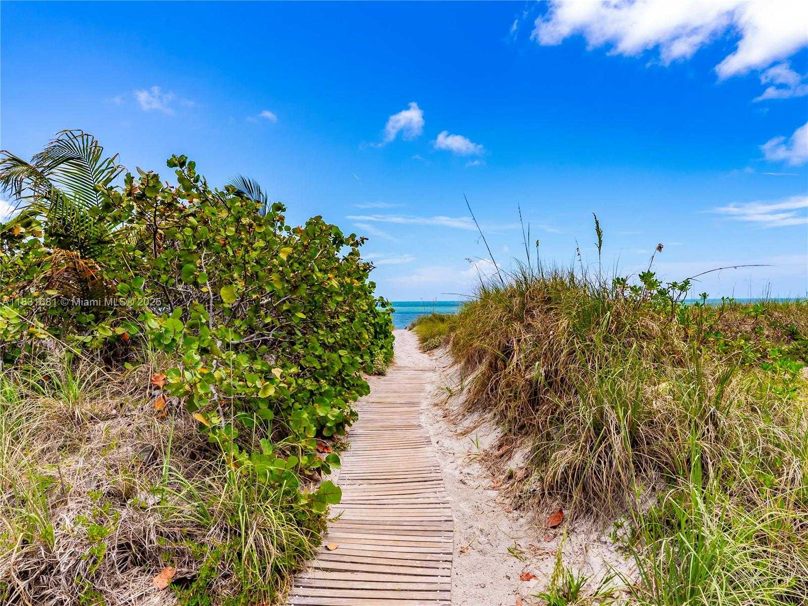 Small Image of 101 CRANDON BLVD #178, Key Biscayne Number 20