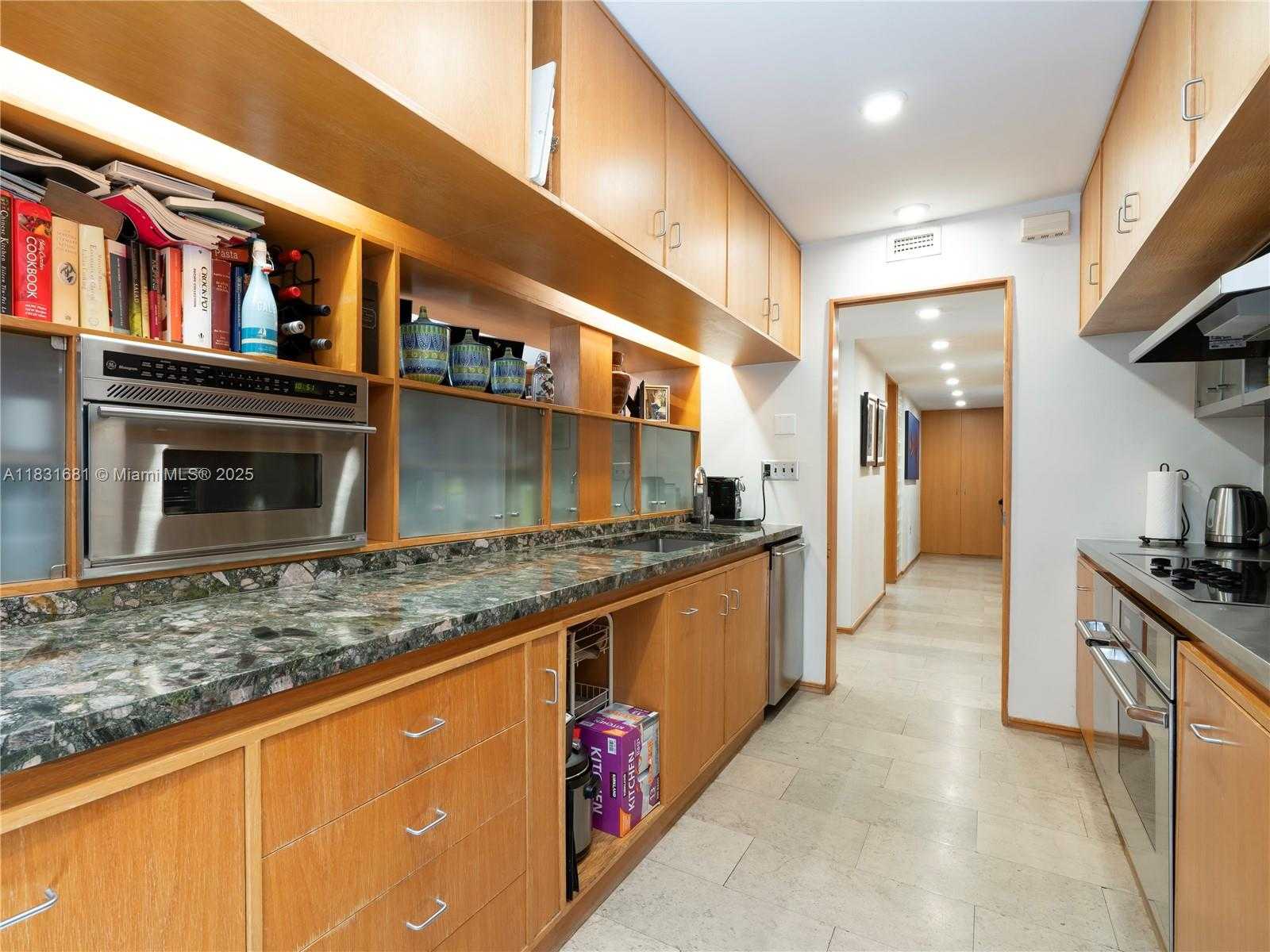 Small Image of 101 CRANDON BLVD #178, Key Biscayne Number 6