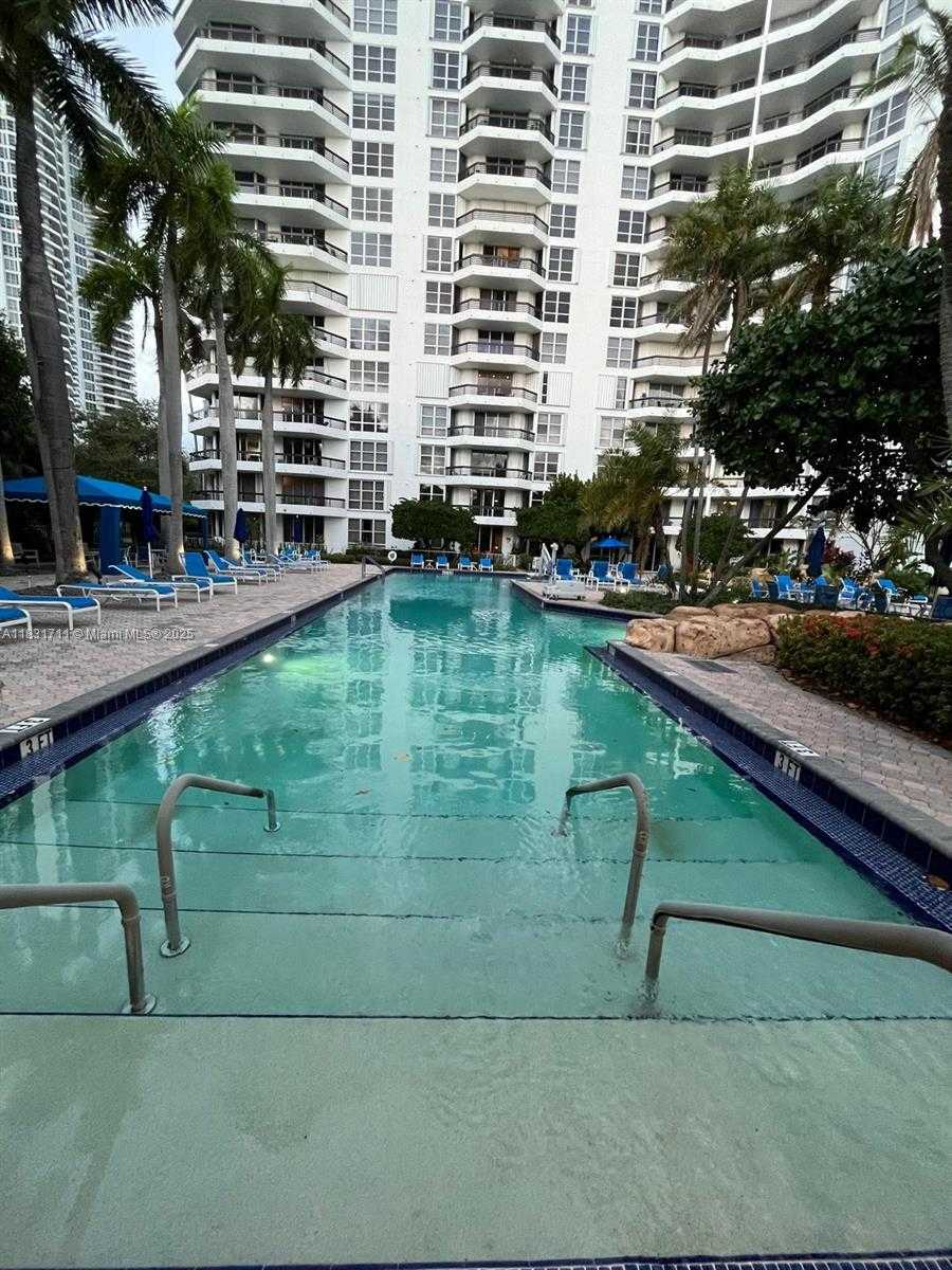 Small Image of 3600 NORTH EAST MYSTIC POINTE DR #1010, Aventura Number 14