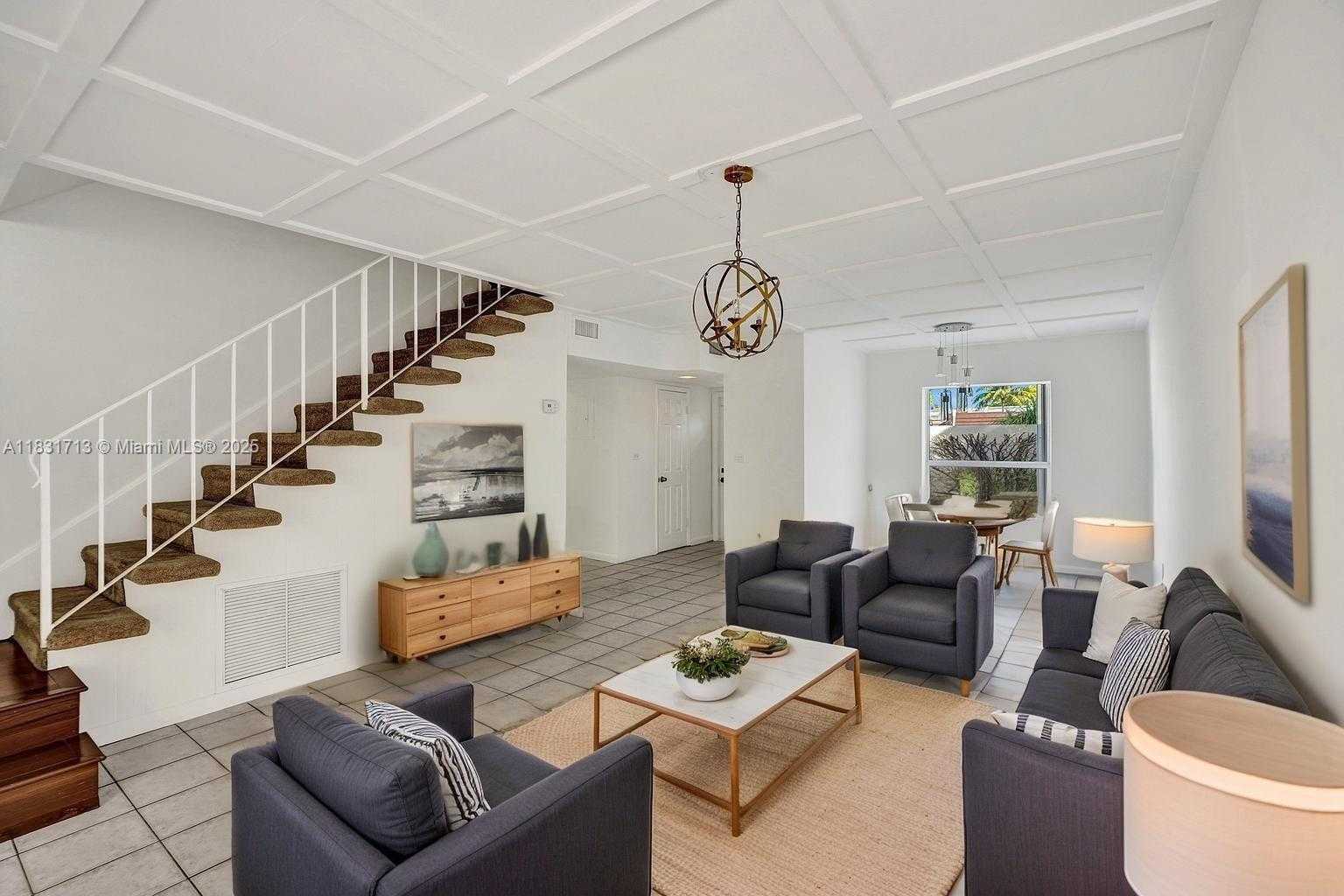 Small Image of 7310 SOUTH MIAMI LAKEWAY S, Miami Lakes Number 11