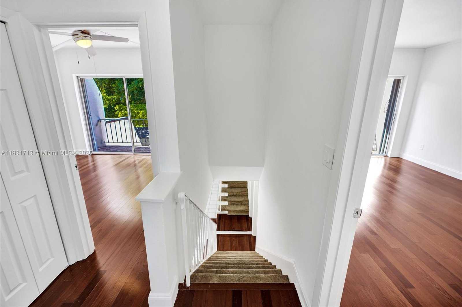 Small Image of 7310 SOUTH MIAMI LAKEWAY S, Miami Lakes Number 22