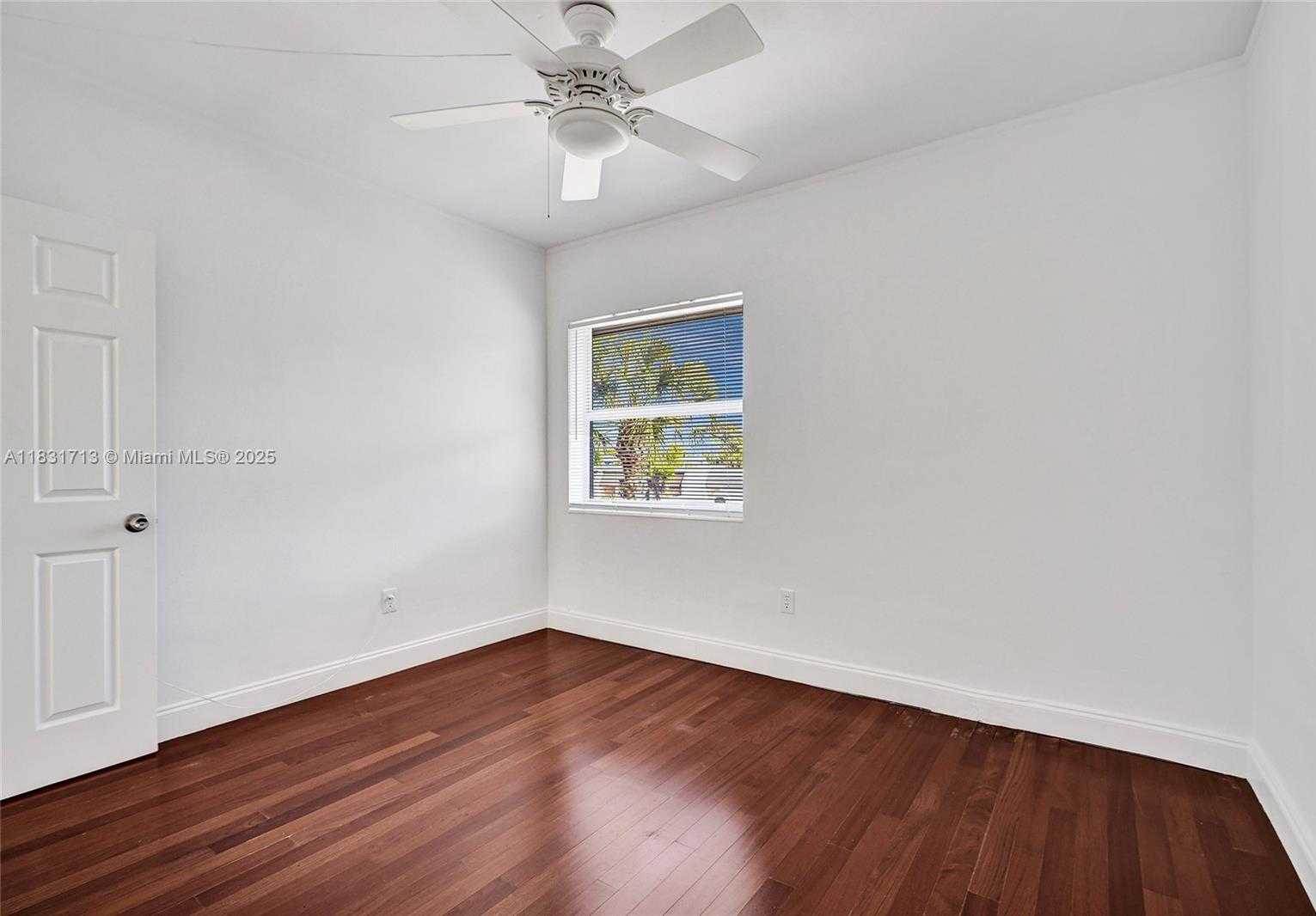 Small Image of 7310 SOUTH MIAMI LAKEWAY S, Miami Lakes Number 48