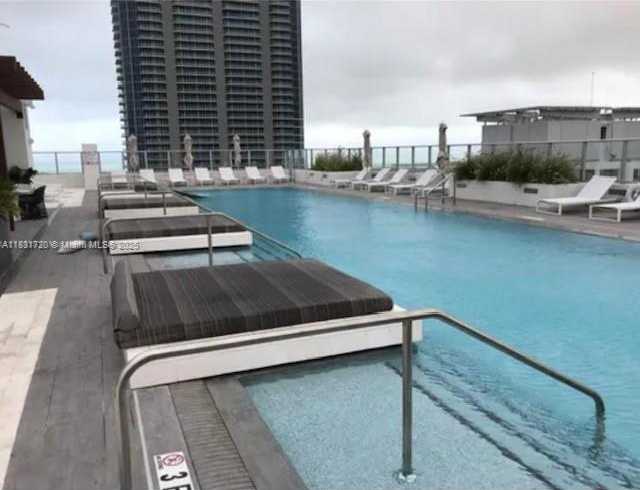 Small Image of 1010 SW 2ND AVE #1509, Miami Number 17