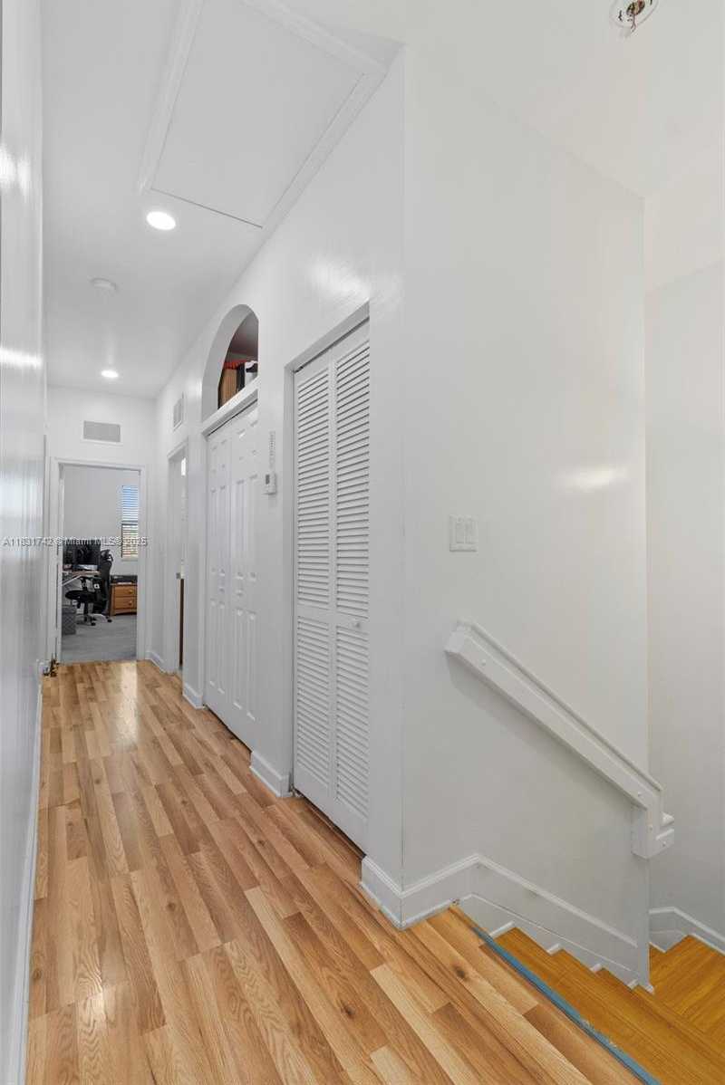 Small Image of 11574 SOUTH WEST 254TH ST, Homestead Number 17