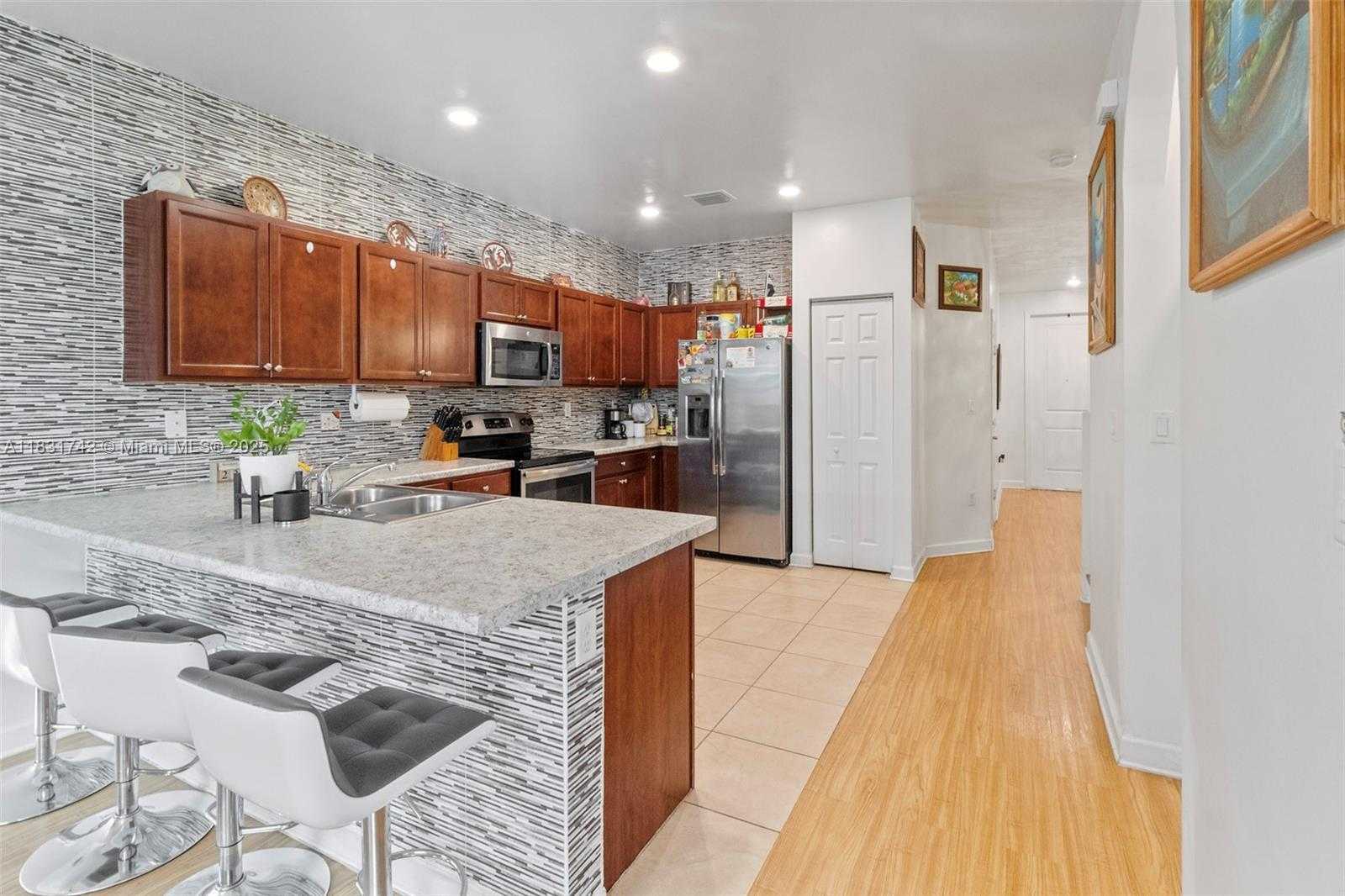 Small Image of 11574 SOUTH WEST 254TH ST, Homestead Number 2