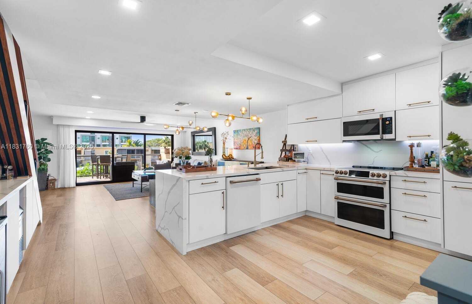 Small Image of 4000 NORTH EAST 168TH ST #113B, North Miami Beach Number 3
