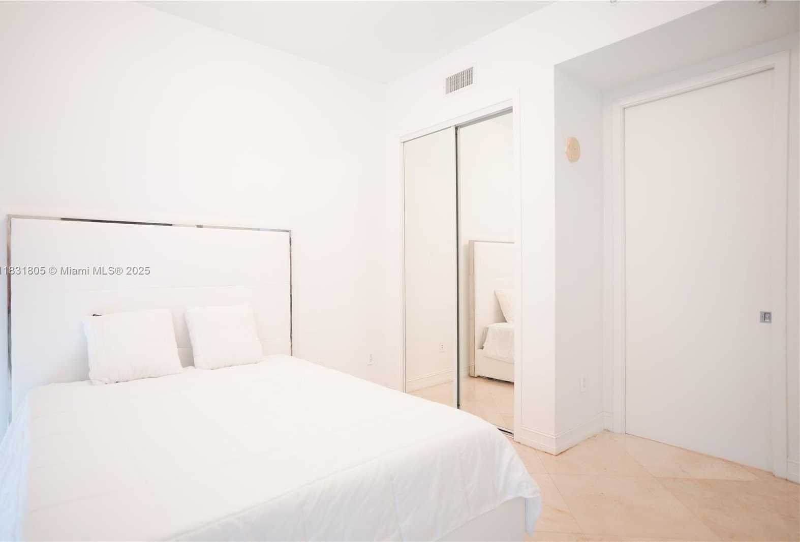 Small Image of 18101 COLLINS AVE #701, Sunny Isles Beach Number 7
