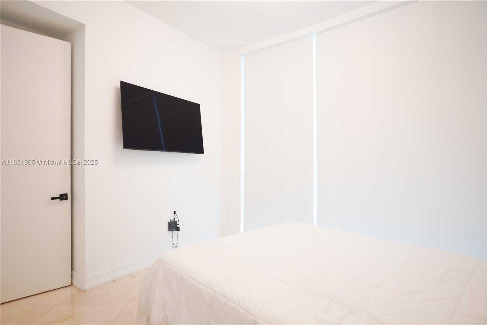 Small Image of 18101 COLLINS AVE #701, Sunny Isles Beach Number 8