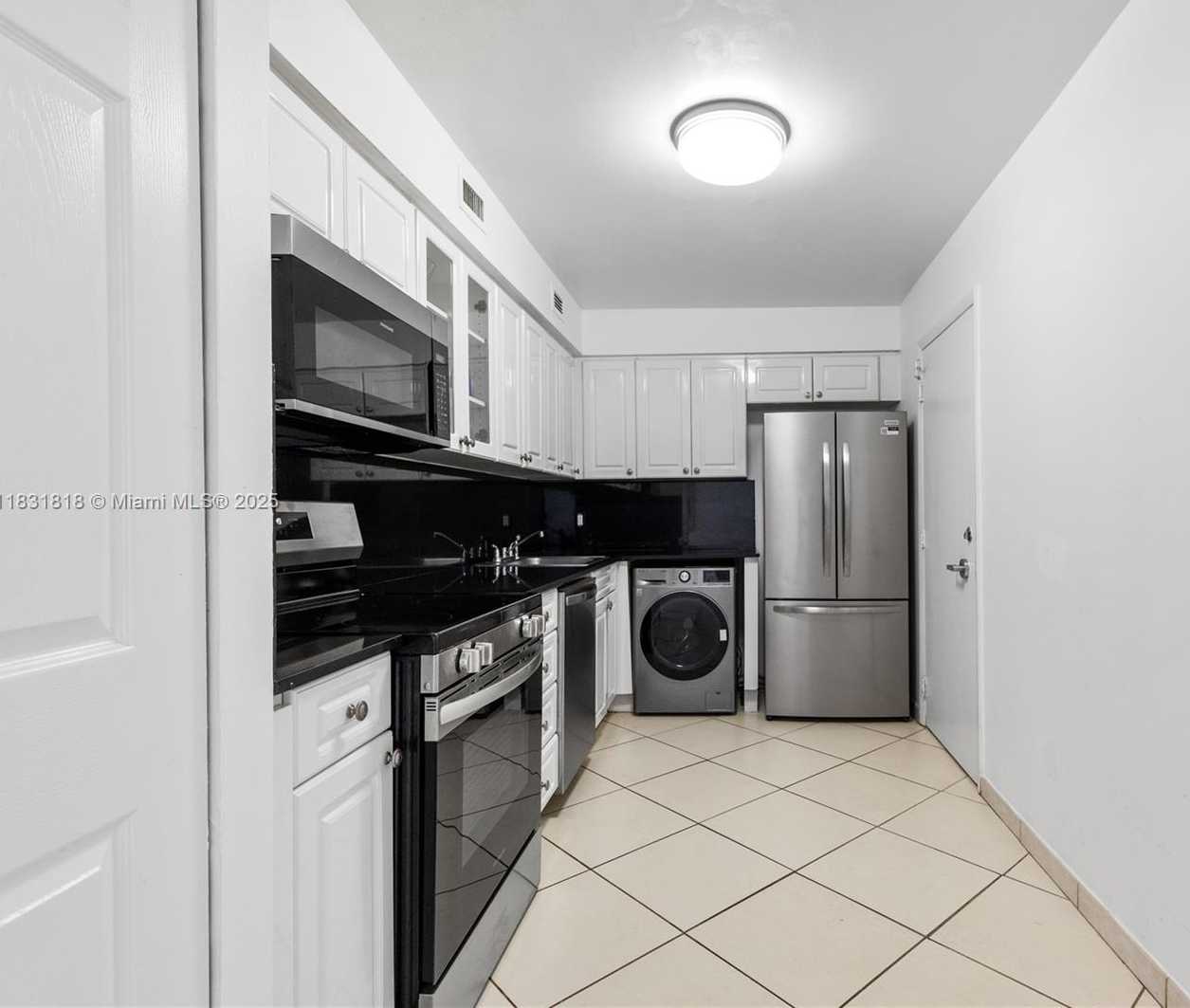 Small Image of 6770 INDIAN CREEK DR #7A, Miami Beach Number 13