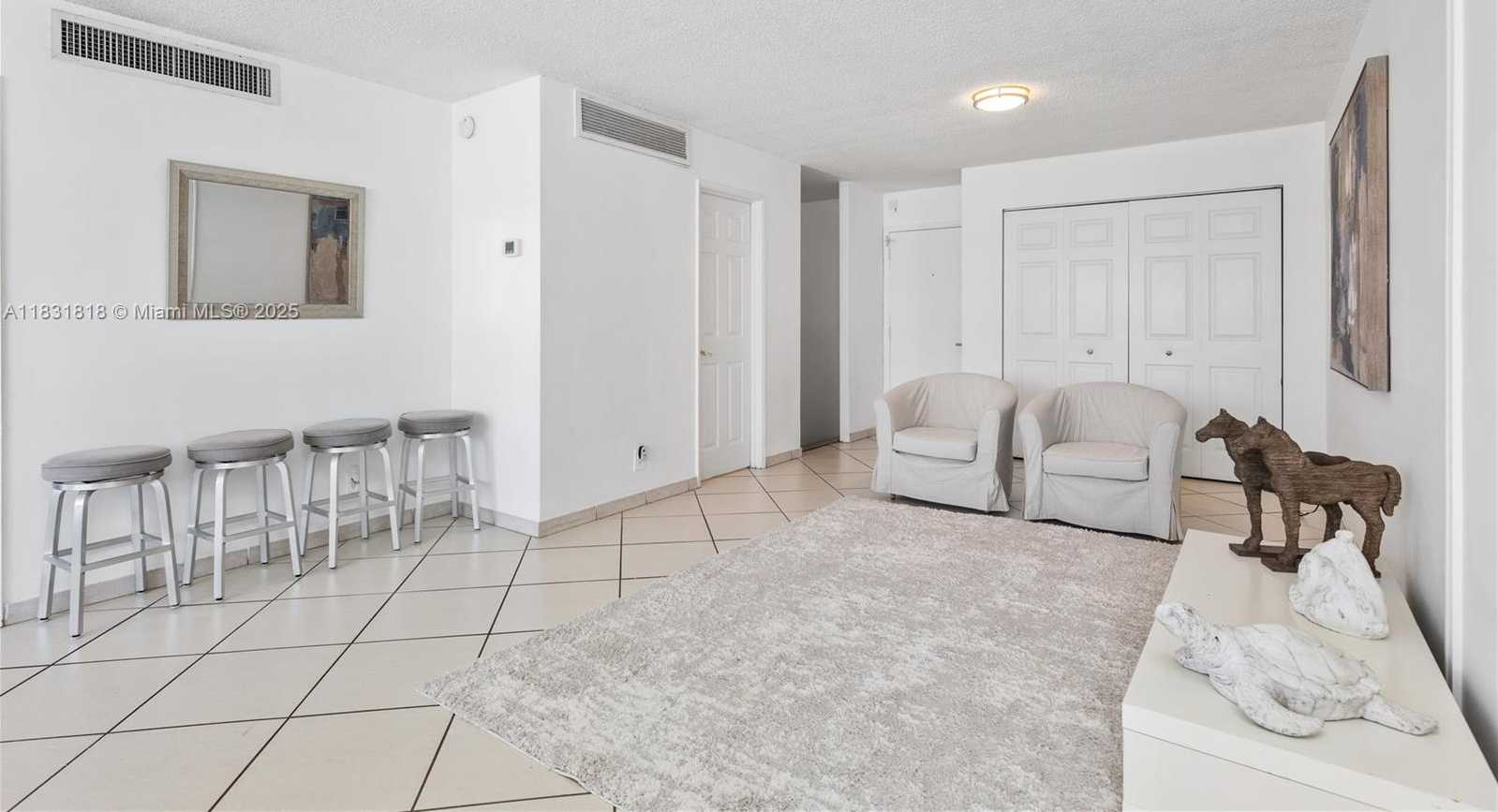 Small Image of 6770 INDIAN CREEK DR #7A, Miami Beach Number 3