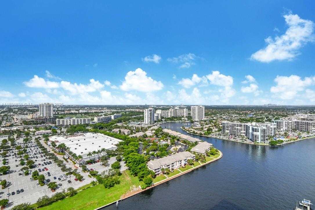 Small Image of 4010 SOUTH OCEAN DR #R1406, Hollywood Number 7