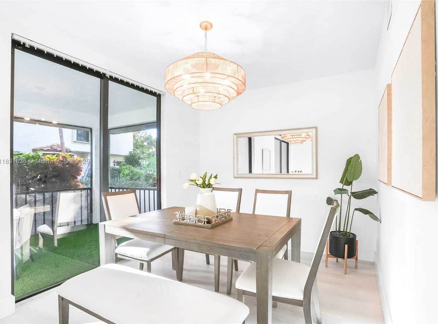 Small Image of 7829 LA MIRADA DR, Boca Raton Number 2