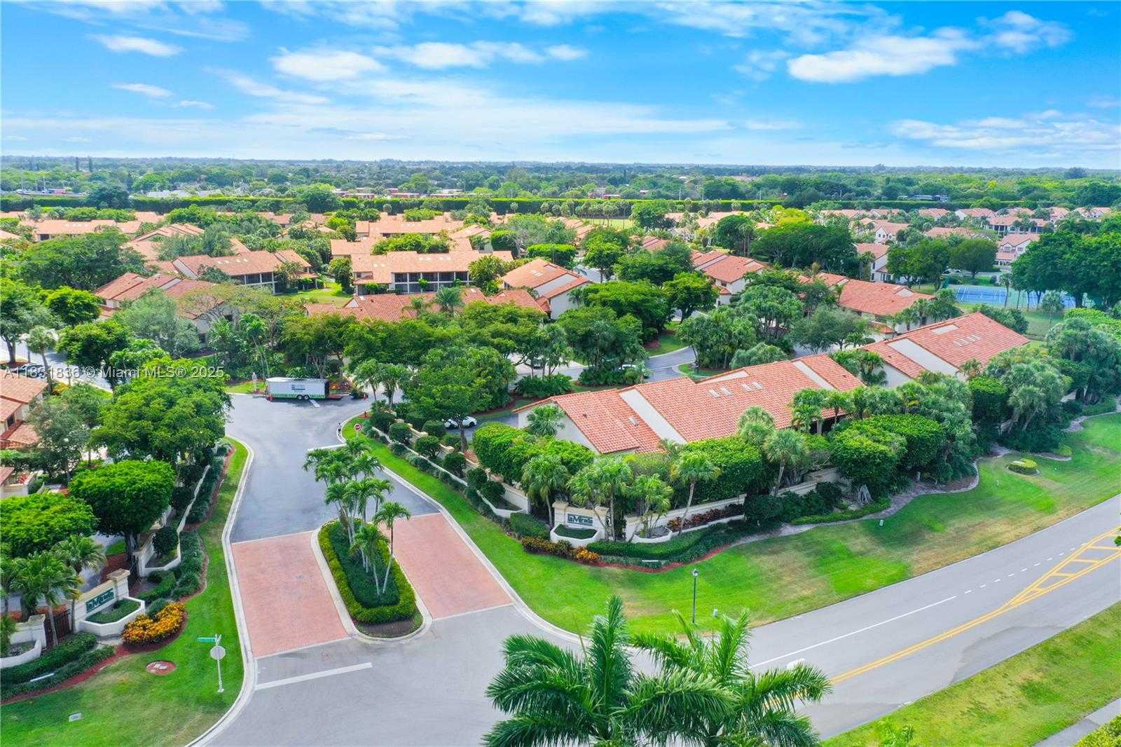 Small Image of 7829 LA MIRADA DR, Boca Raton Number 25