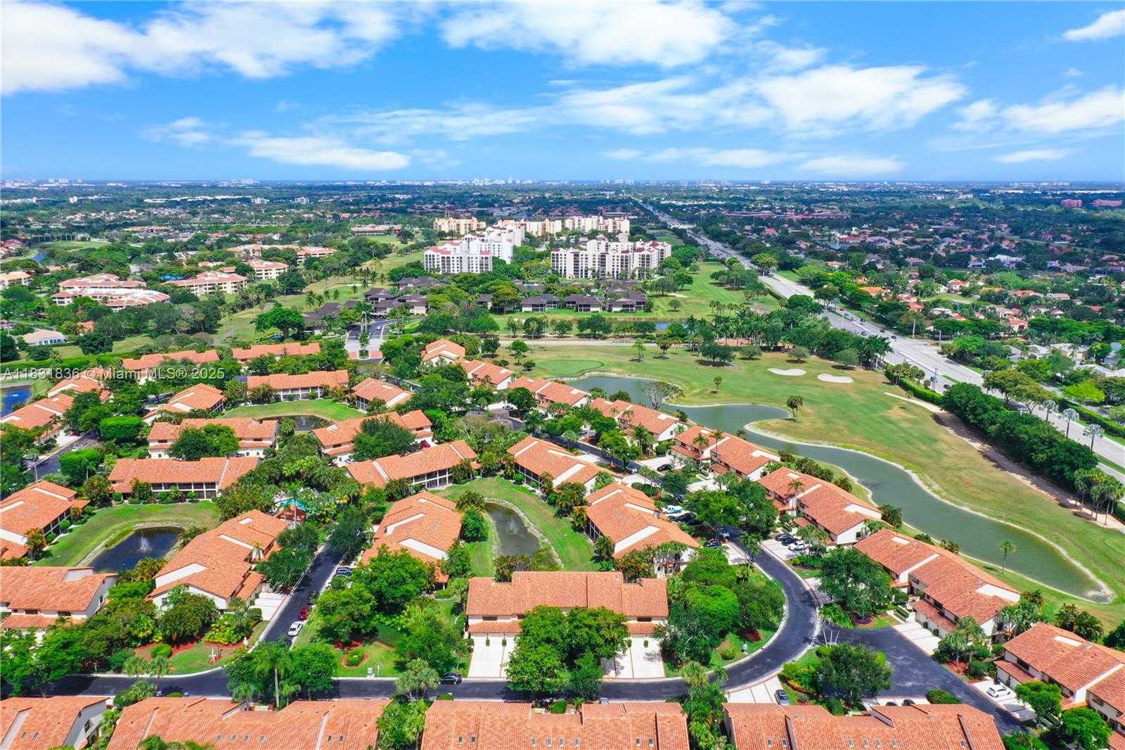 Small Image of 7829 LA MIRADA DR, Boca Raton Number 26