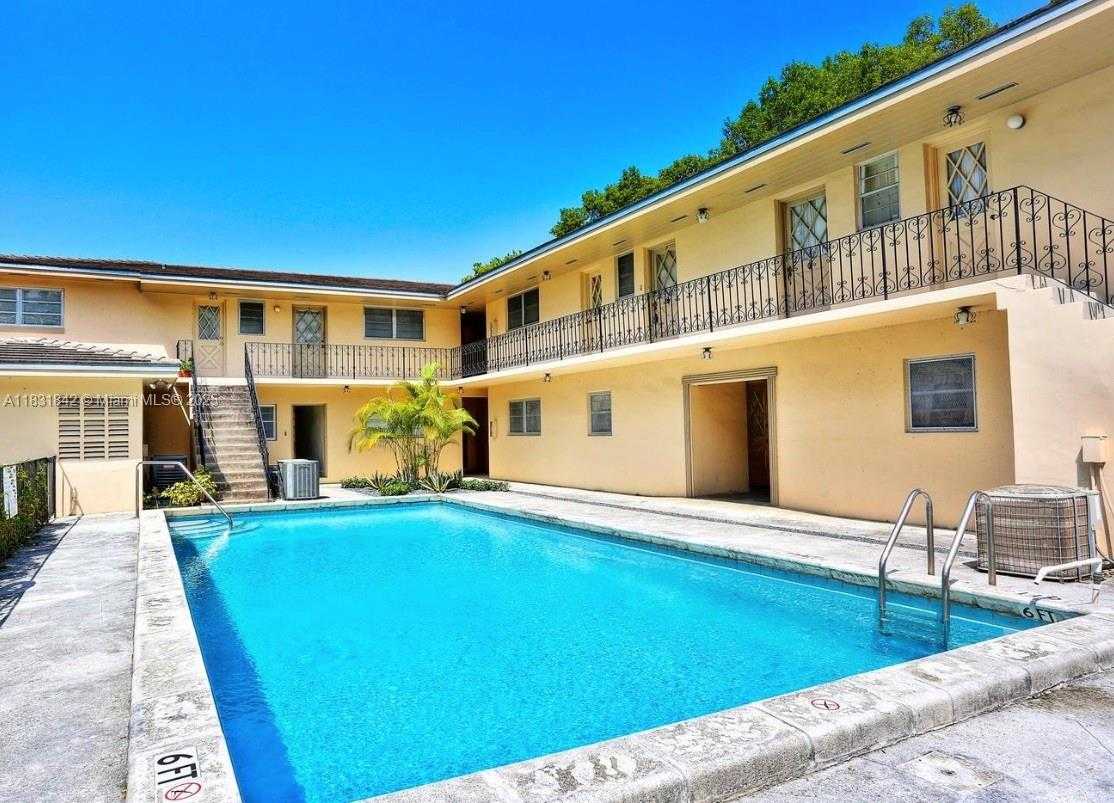 Small Image of 1239 MARIPOSA AVE #1, Coral Gables Number 19