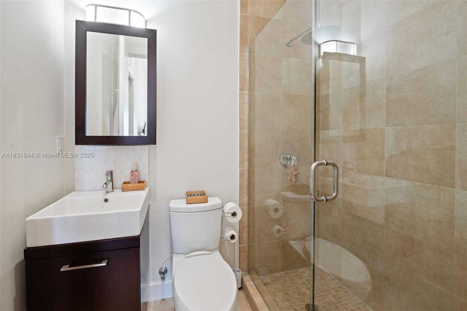 Small Image of 7560 SOUTH WEST 56TH CT, Miami Number 36