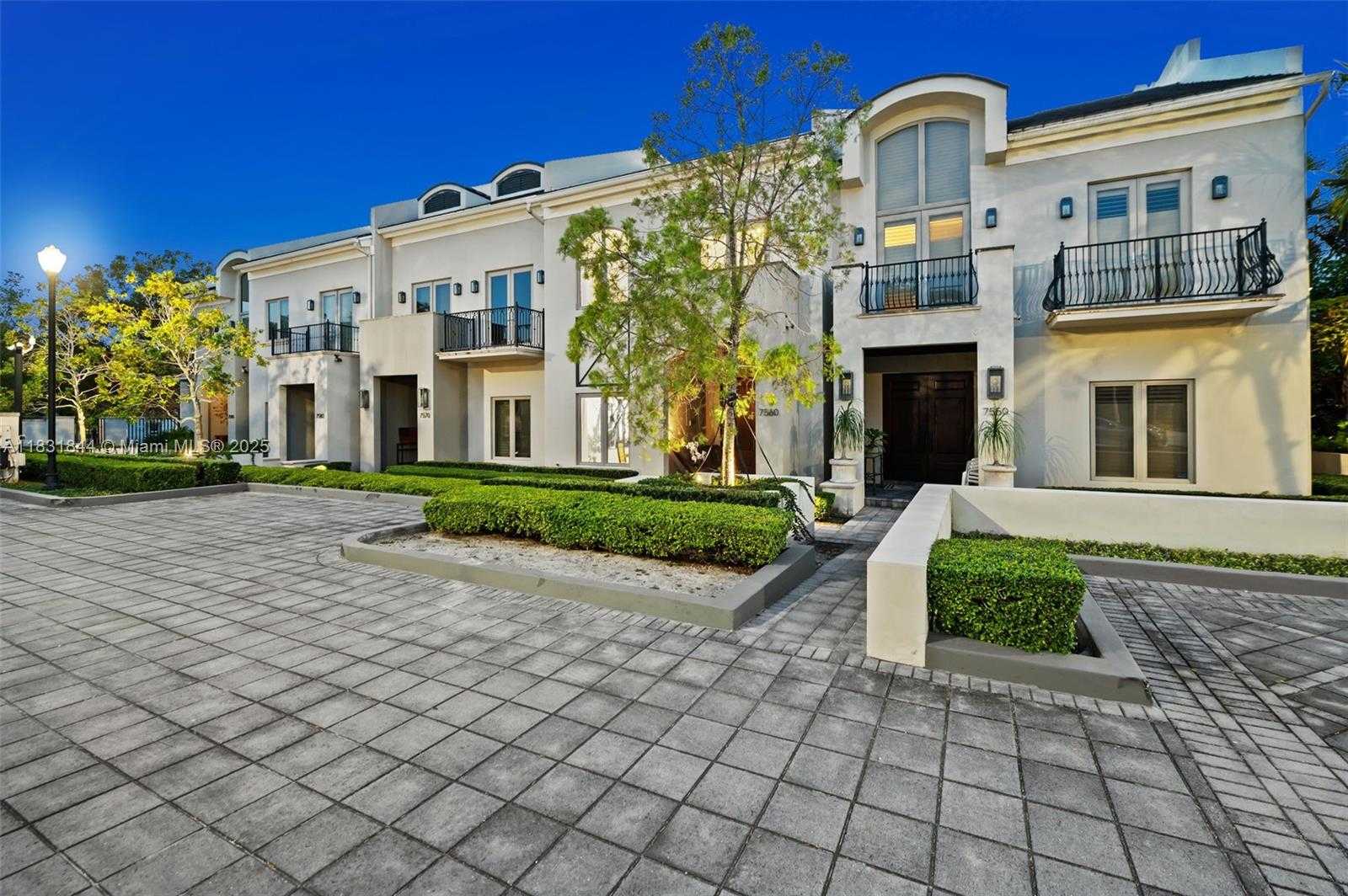 Small Image of 7560 SOUTH WEST 56TH CT, Miami Number 46