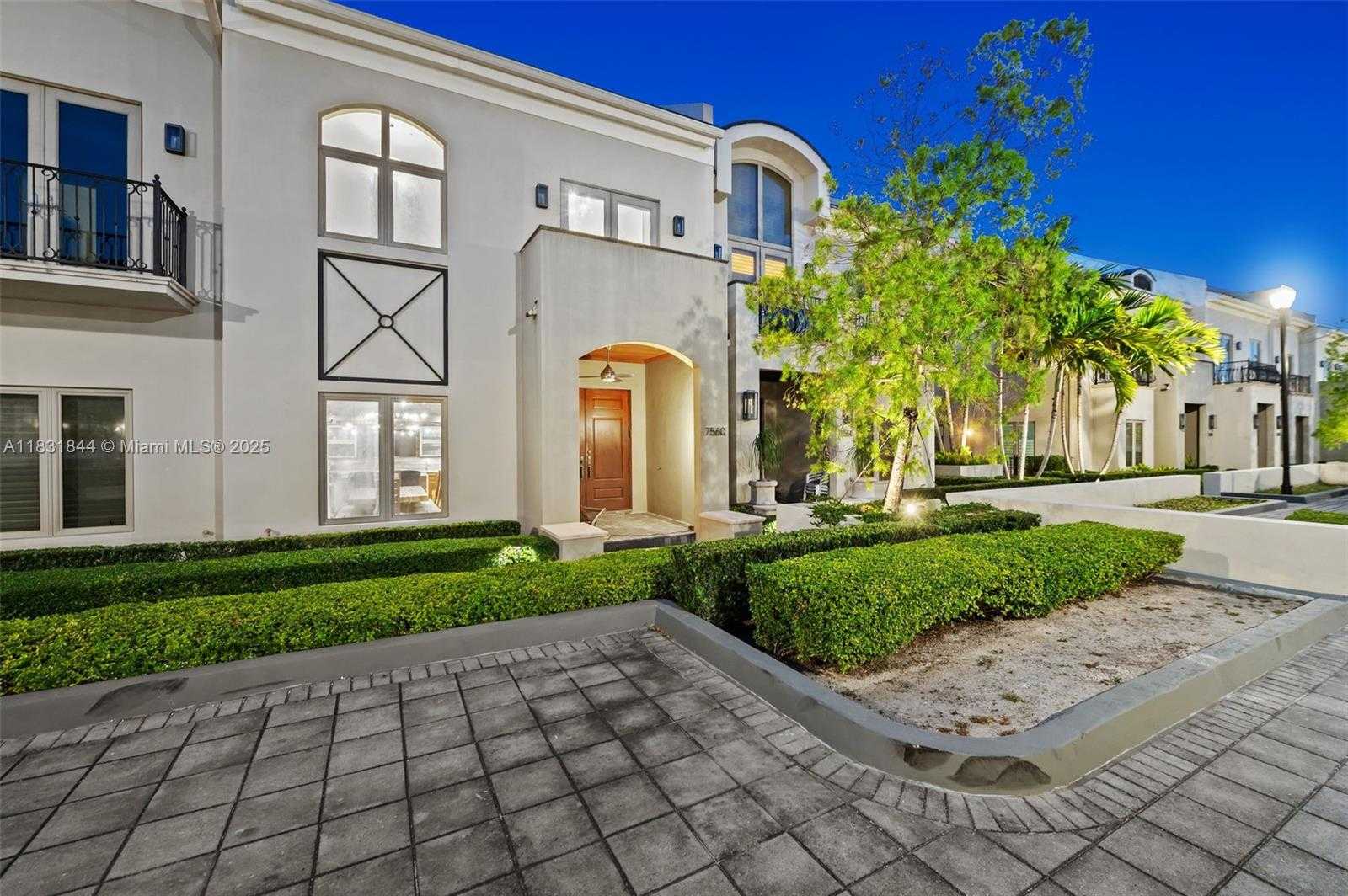 Small Image of 7560 SOUTH WEST 56TH CT, Miami Number 47