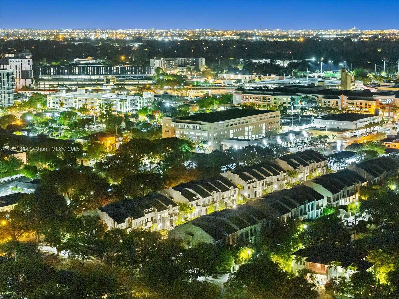 Small Image of 7560 SOUTH WEST 56TH CT, Miami Number 59