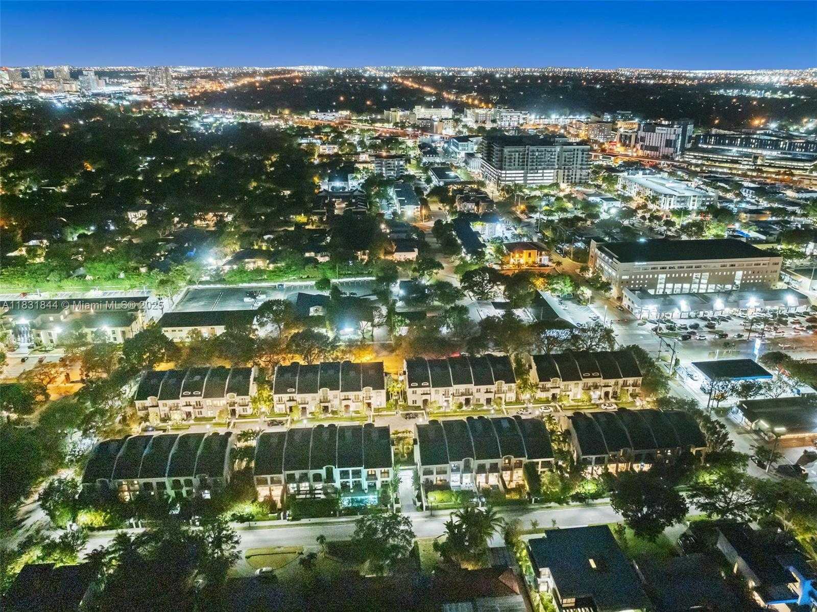 Small Image of 7560 SOUTH WEST 56TH CT, Miami Number 60