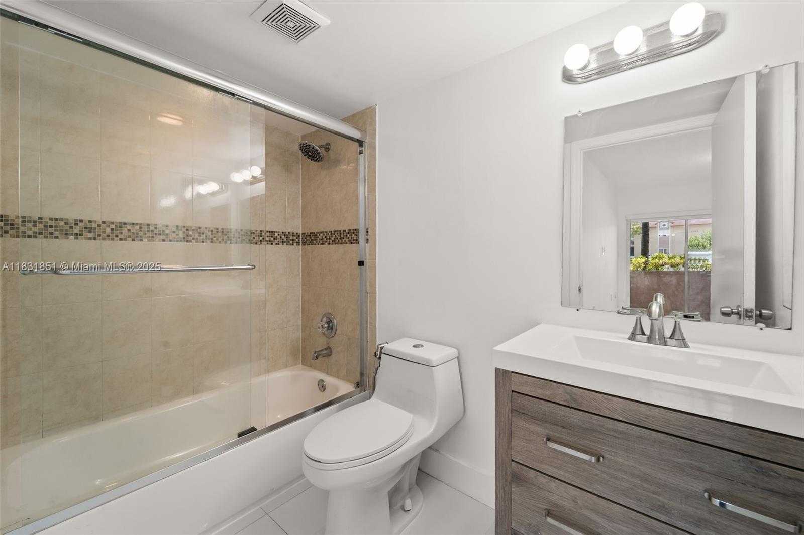 Small Image of 4720 NORTH WEST 102ND AVE #108-21, Doral Number 15