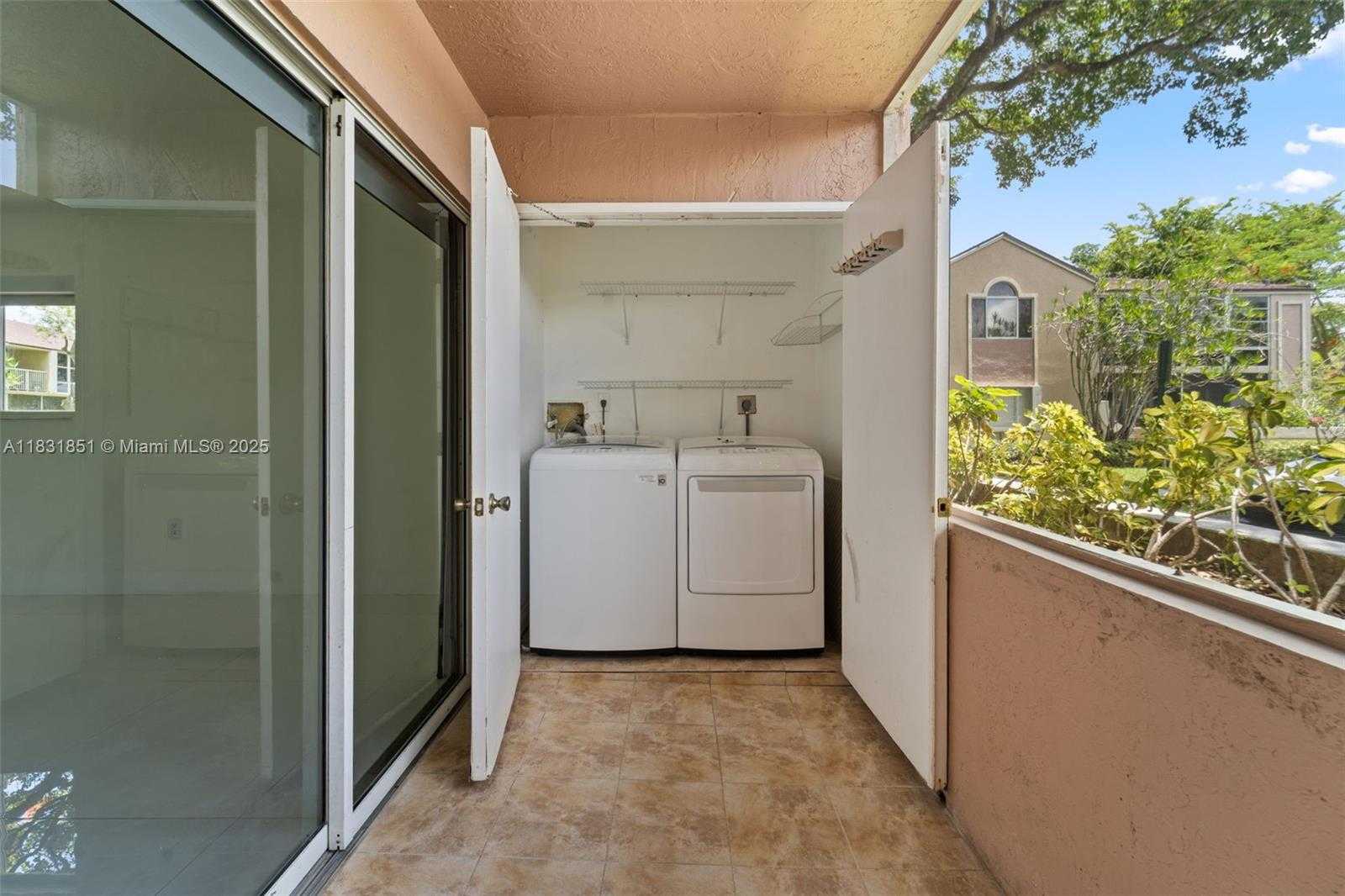 Small Image of 4720 NORTH WEST 102ND AVE #108-21, Doral Number 17