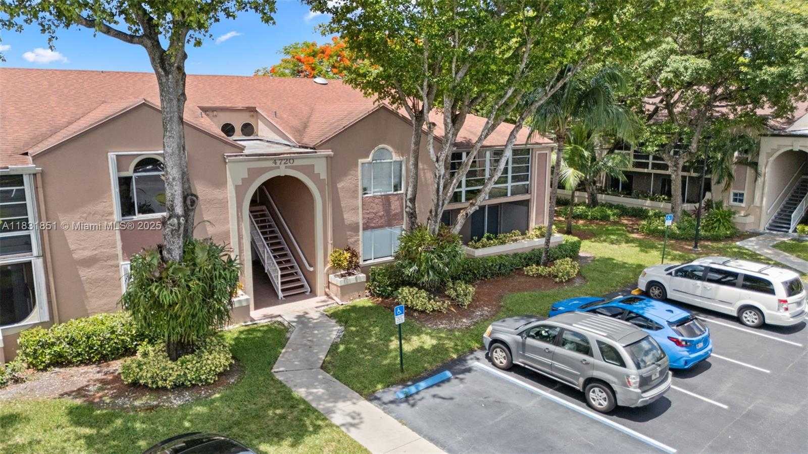 Small Image of 4720 NORTH WEST 102ND AVE #108-21, Doral Number 18