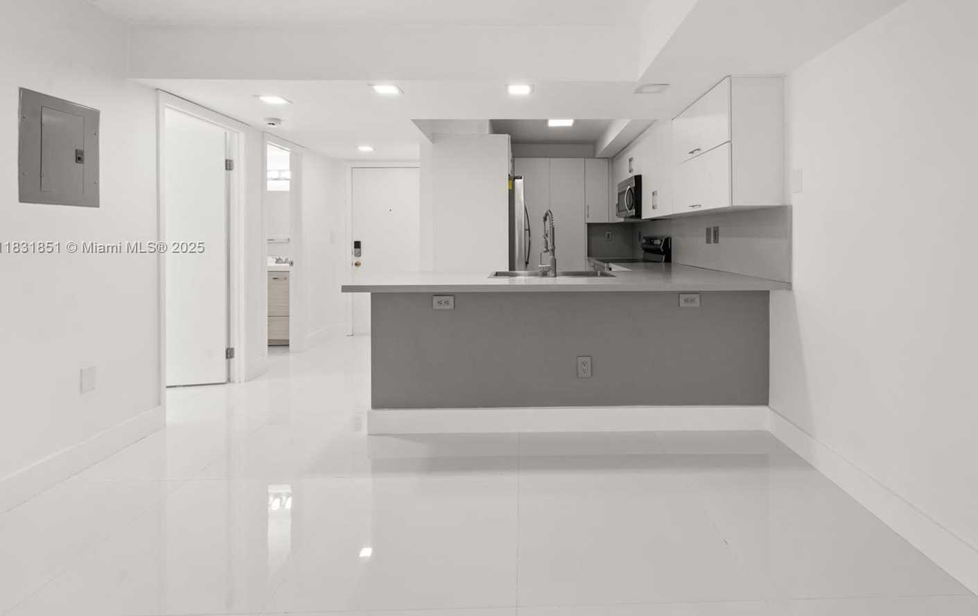 Small Image of 4720 NORTH WEST 102ND AVE #108-21, Doral Number 3