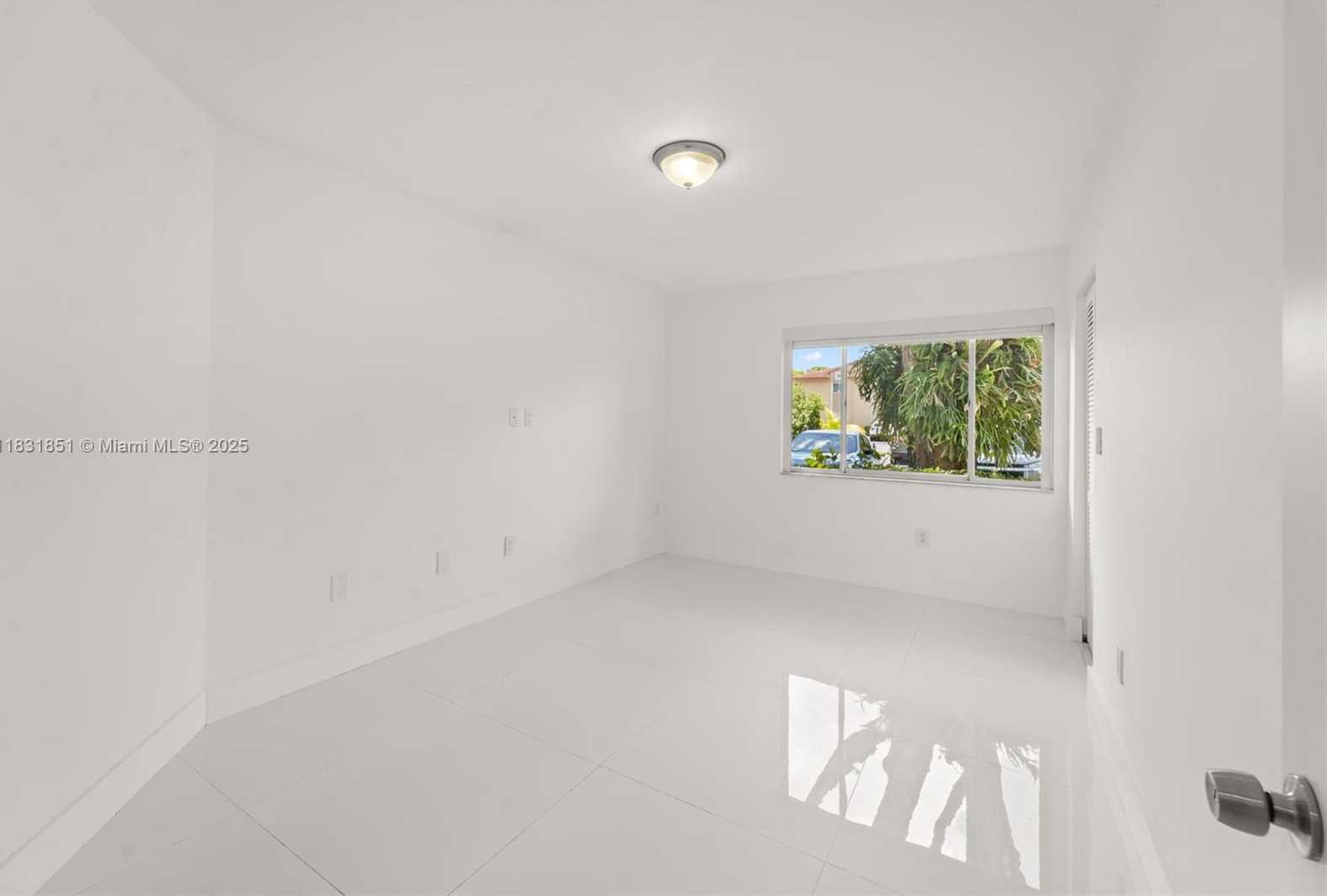 Small Image of 4720 NORTH WEST 102ND AVE #108-21, Doral Number 6